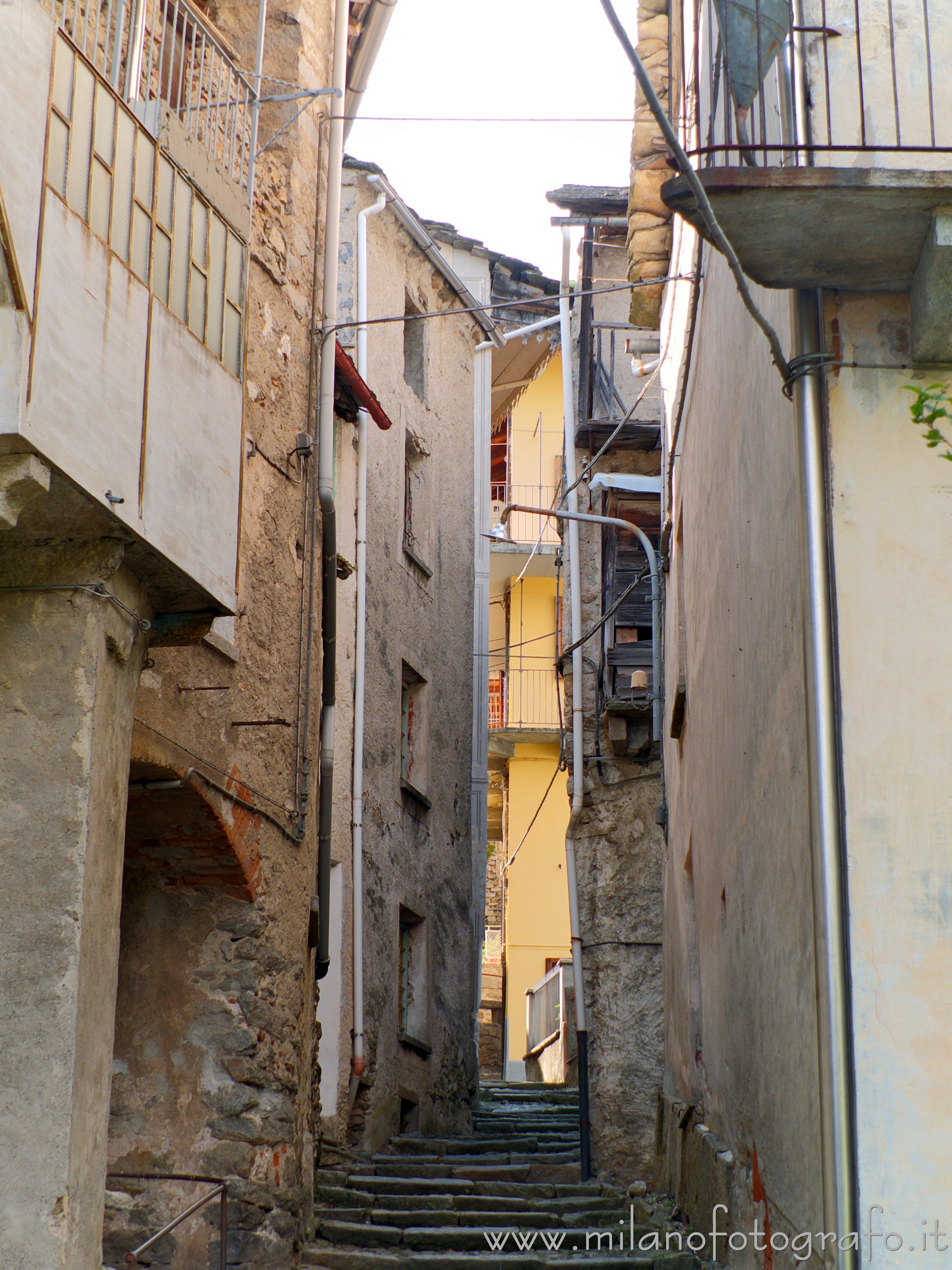 Montesinaro fraction of Piedicavallo (Biella, Italy): Narrow street in the village - Montesinaro fraction of Piedicavallo (Biella, Italy)