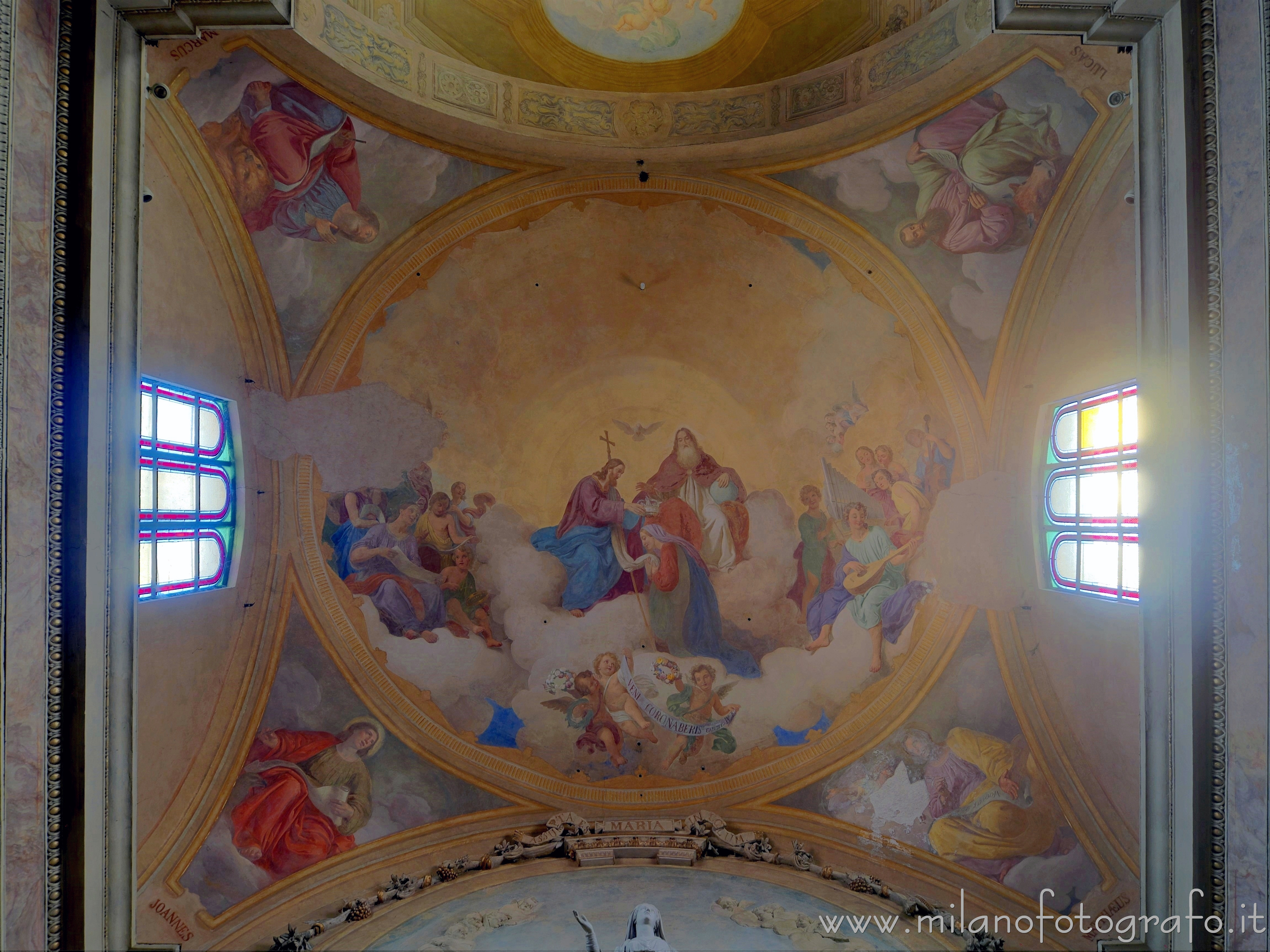 Monza (Monza e Brianza, Italy): Frescoed vault of the apse of the Church of Santa Maria di Carrobiolo - Monza (Monza e Brianza, Italy)