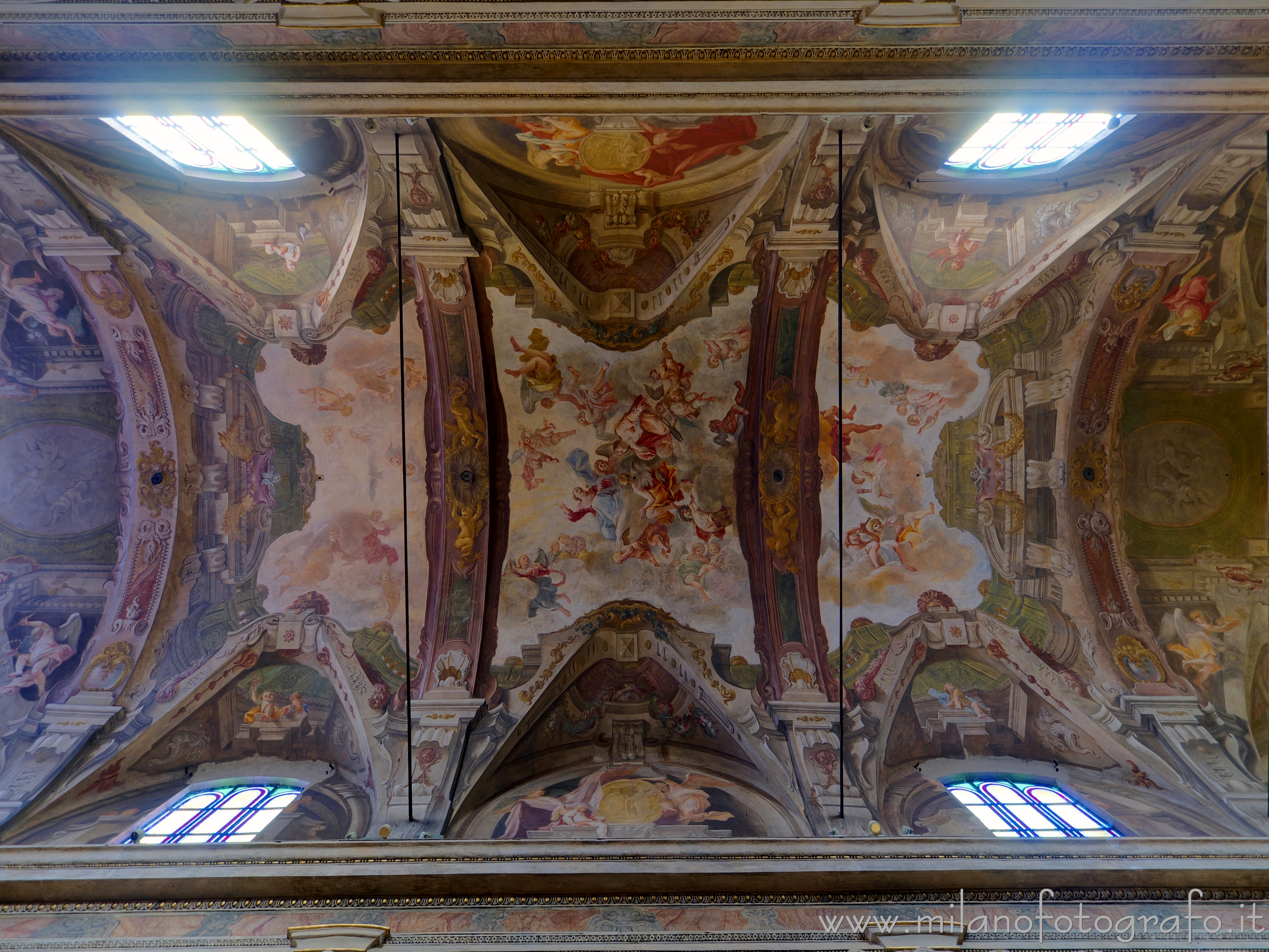 Monza (Monza e Brianza): Soffitto della navata centrale della Chiesa di Santa Maria di Carrobiolo - Monza (Monza e Brianza)