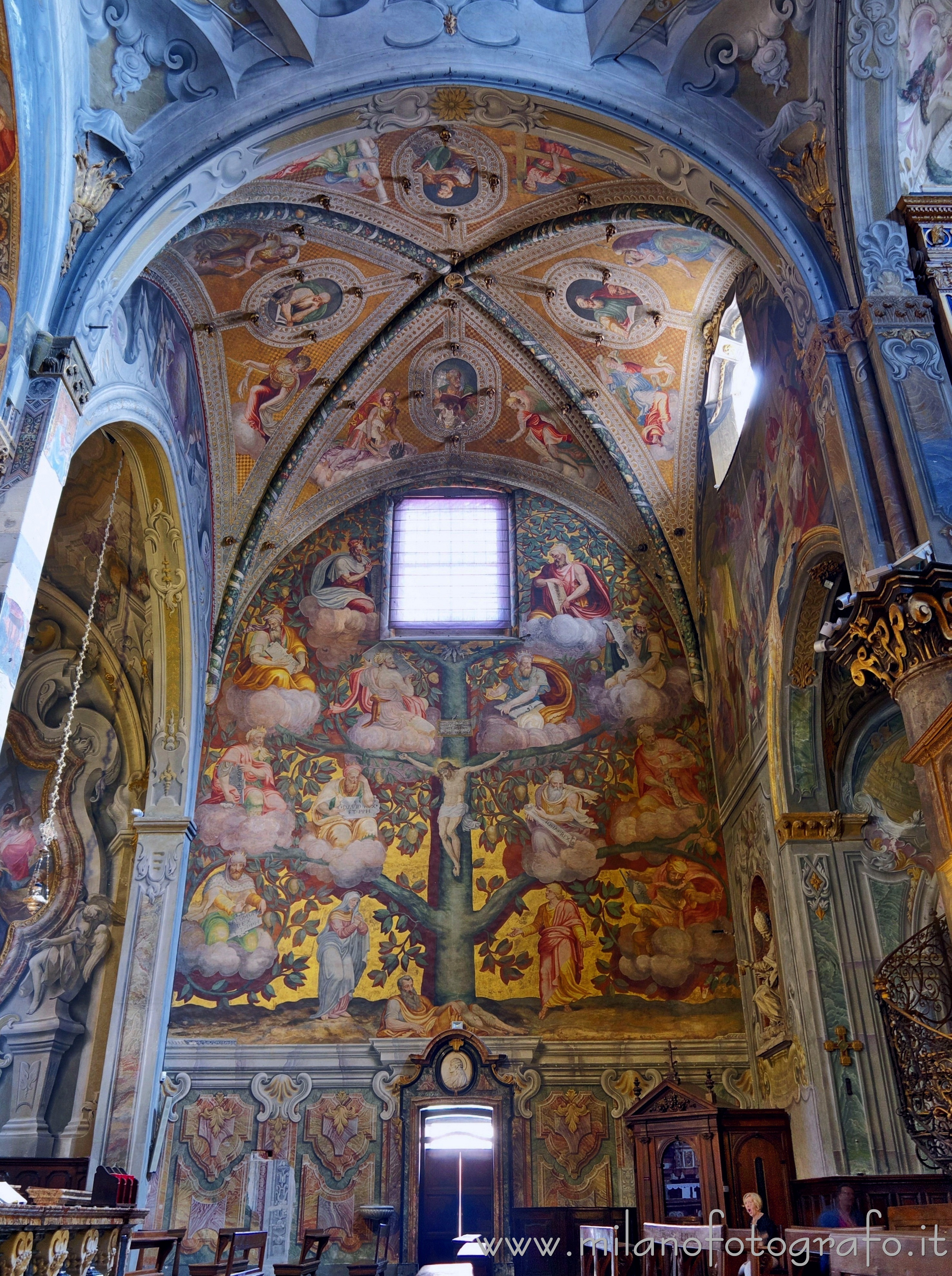 Monza (Monza e Brianza, Italy): Tree of life on the right wall of the transept of the Duomo of Monza - Monza (Monza e Brianza, Italy)