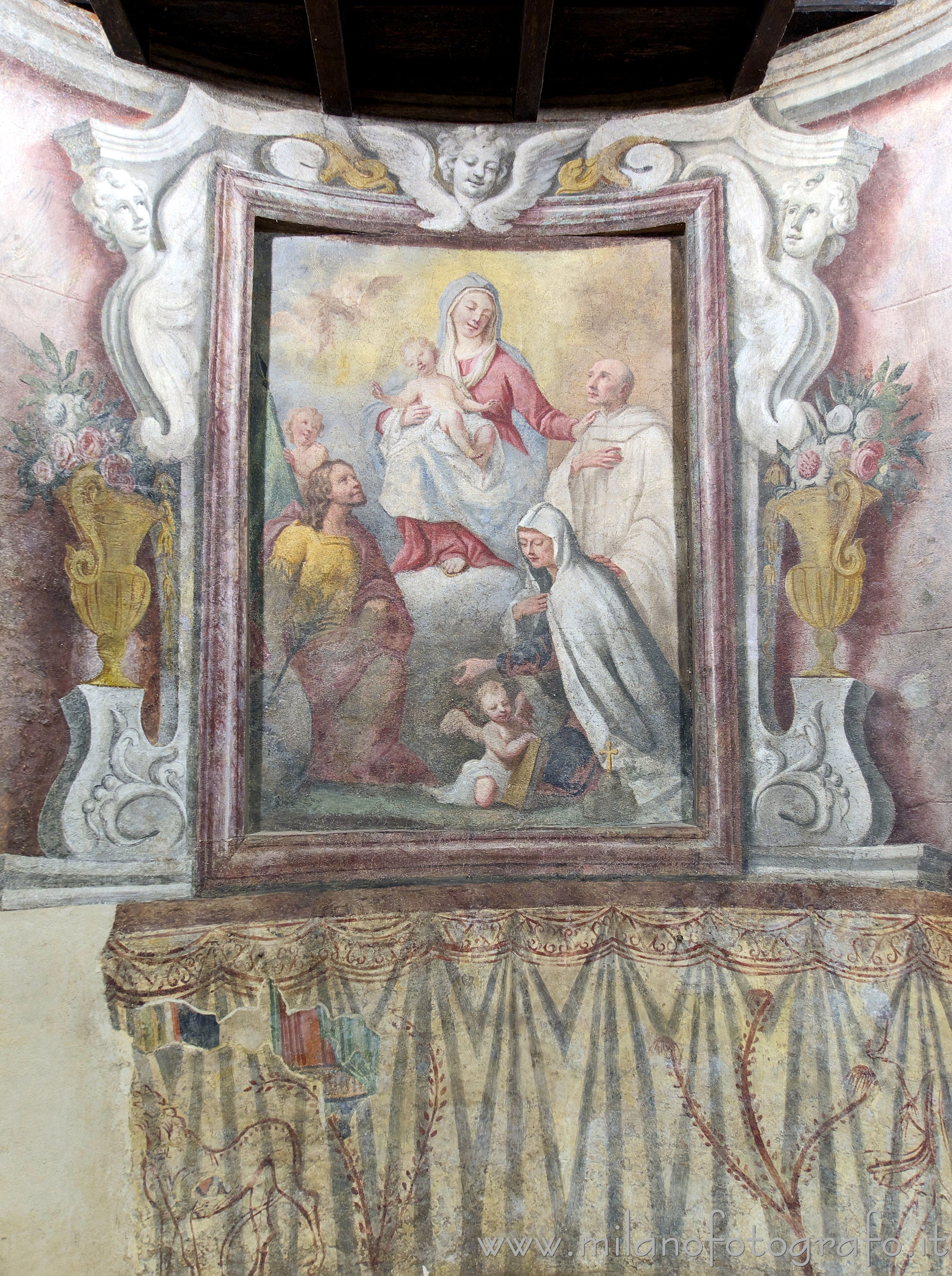 Milano: Parte centrale della parete dell'abside dell'Oratorio di San Protaso - Milano