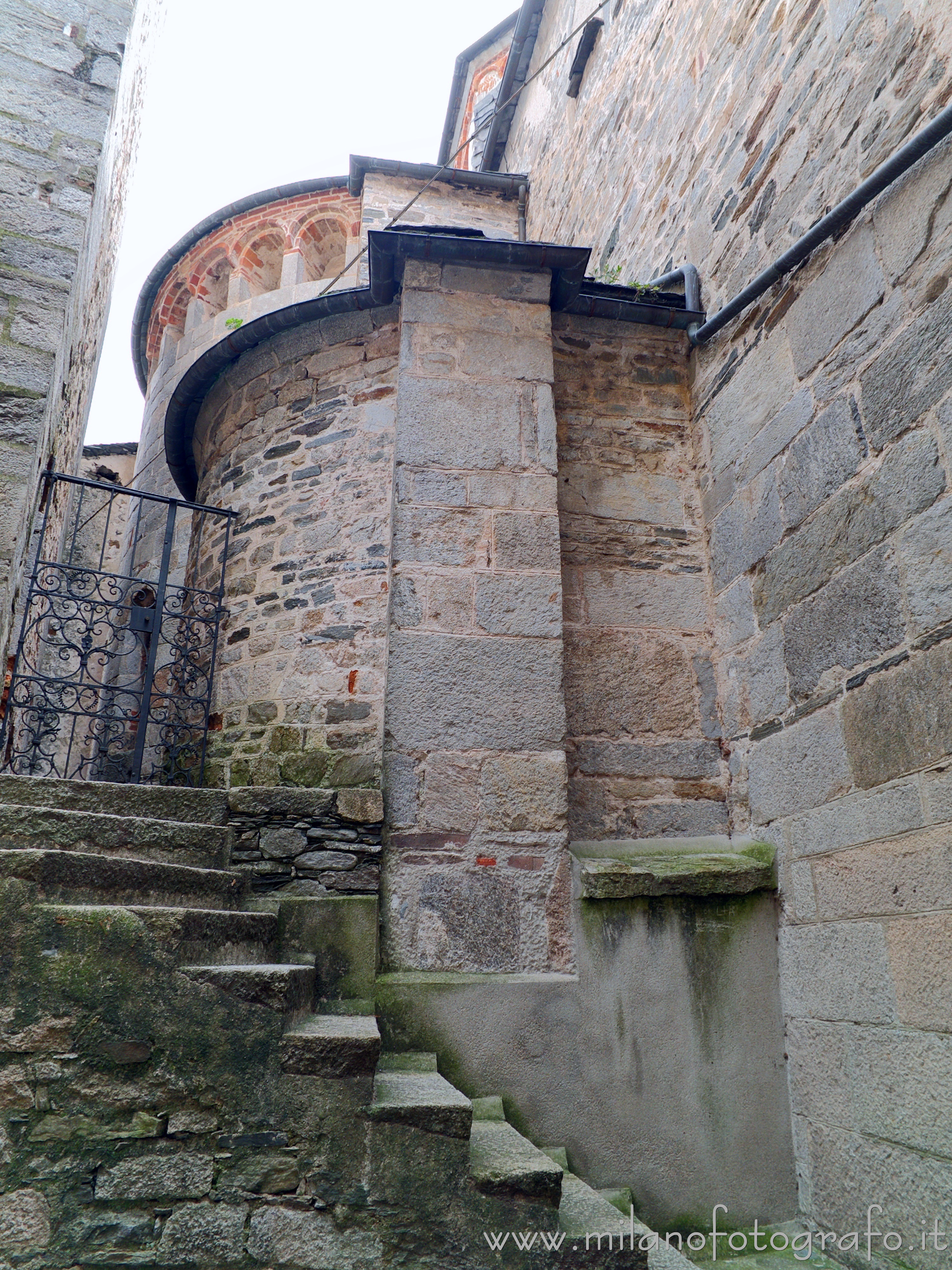 Orta San Giulio (Novara, Italy): Apses of the Basilica of San Giulio - Orta San Giulio (Novara, Italy)