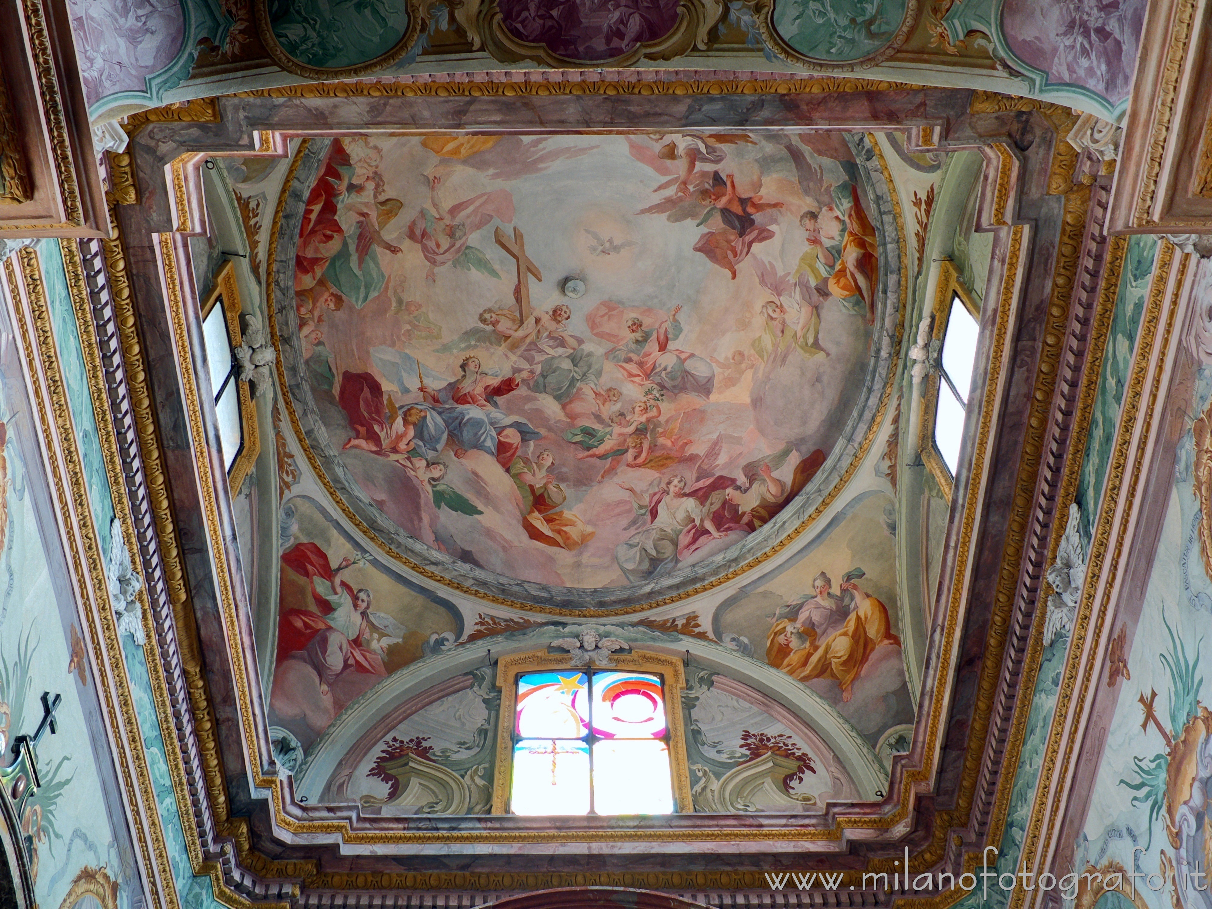 Orta San Giulio (Novara, Italy): Dome of the Chapel of the Rosary in the Church of Santa Maria Assunta - Orta San Giulio (Novara, Italy)