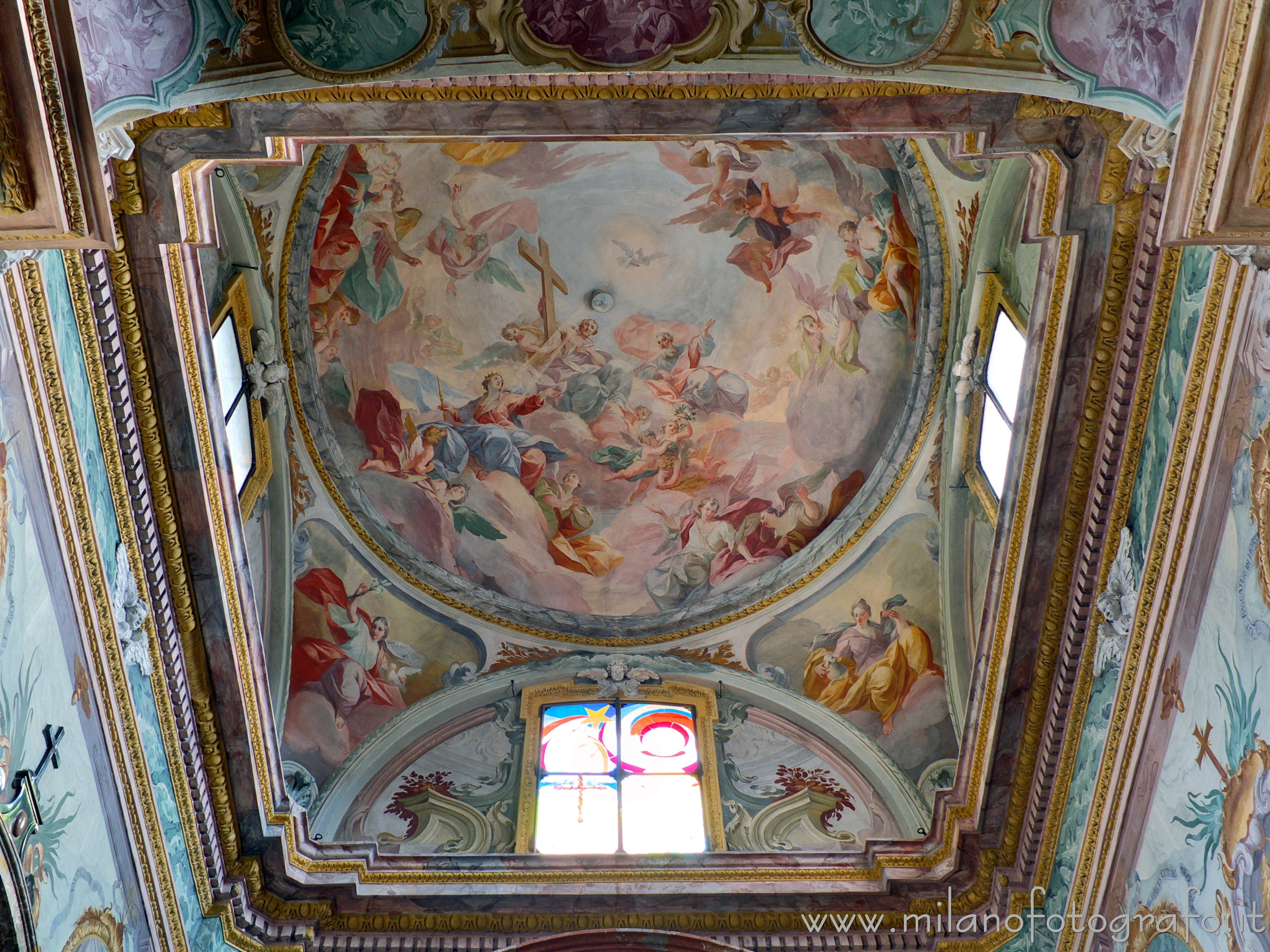 Orta San Giulio (Novara, Italy): Dome of the Chapel of the Rosary in the Church of Santa Maria Assunta - Orta San Giulio (Novara, Italy)