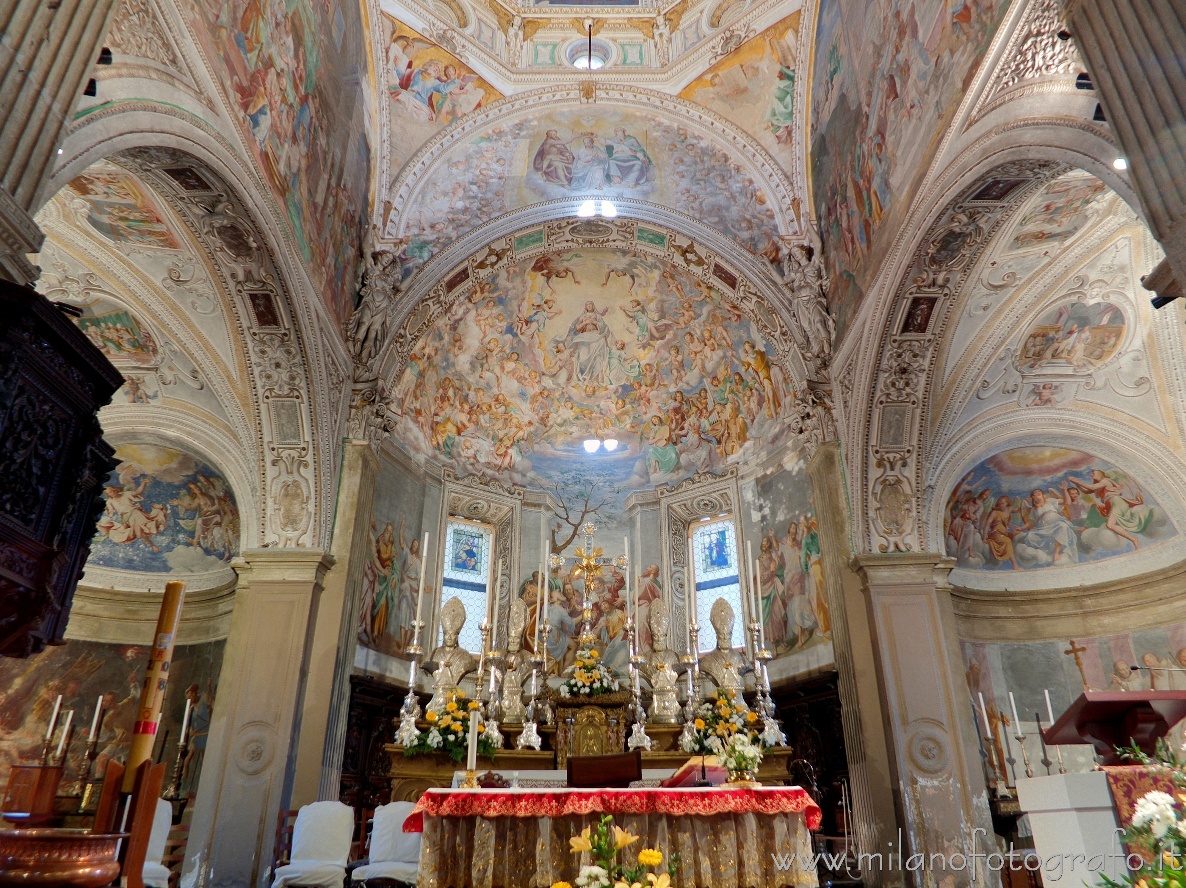 Pallanza frazione di Verbania (VCO): Absidi affrescati della Chiesa della Madonna di Campagna - Pallanza frazione di Verbania (VCO) Pallanza frazione di Verbania (VCO): Absidi affrescati della Chiesa della Madonna di Campagna - Pallanza frazione di Verbania (VCO)