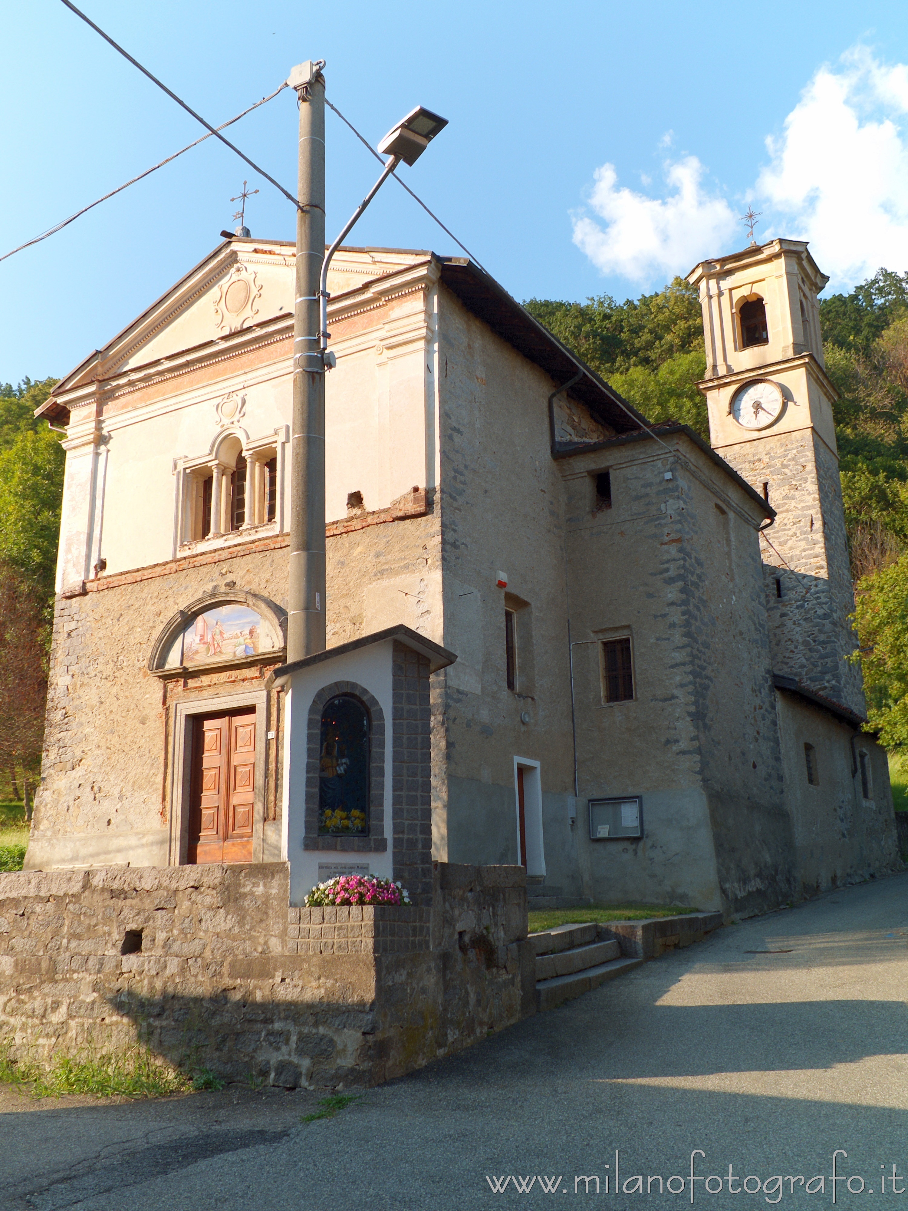 Passobreve fraction of Sagliano Micca (Biella, Italy): Oratory of the Saints Defendente and Lorenzo - Passobreve fraction of Sagliano Micca (Biella, Italy)