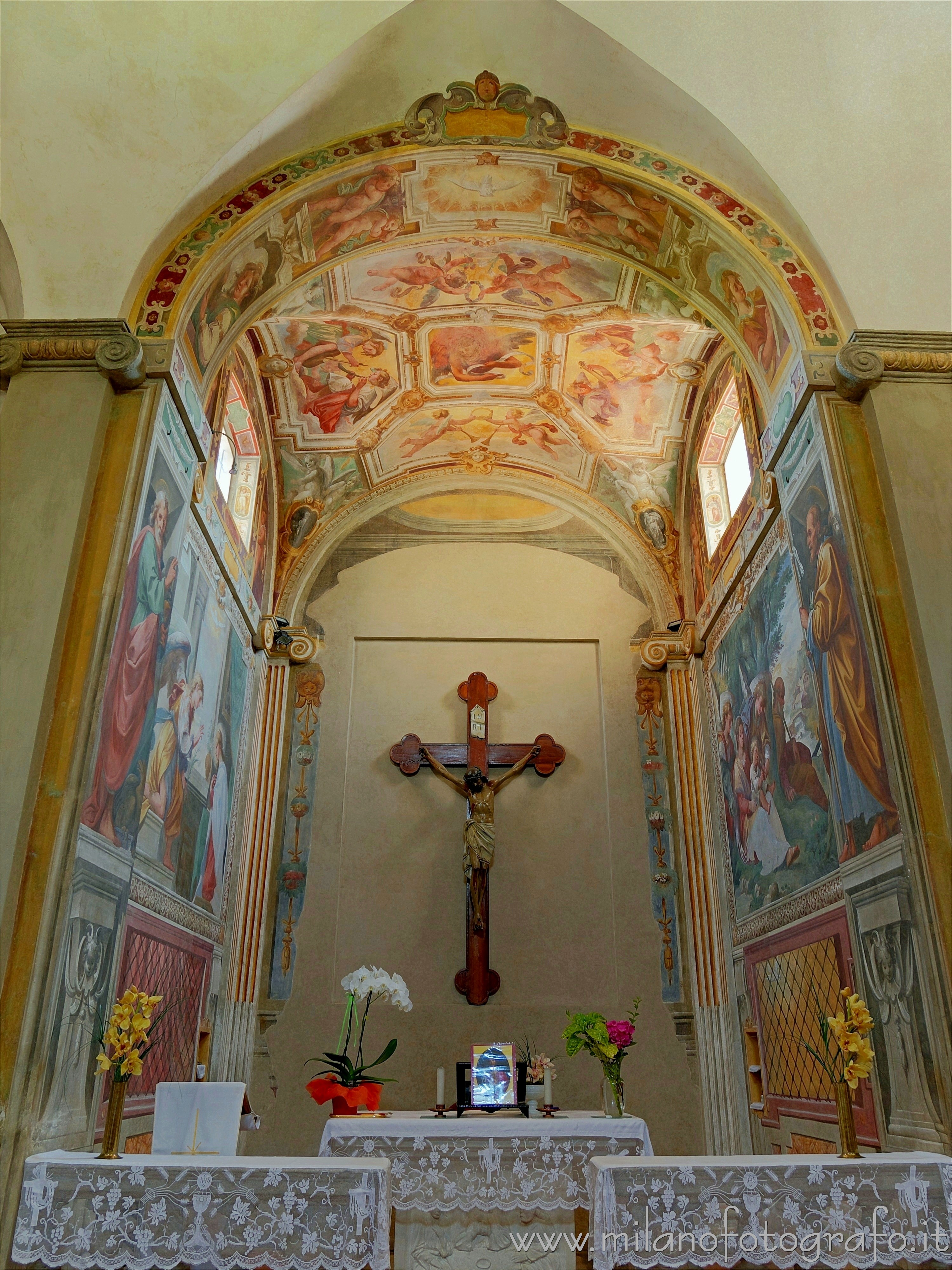 Milan (Italy): Presbytery of the Oratory of Santa Margherita - Milan (Italy)