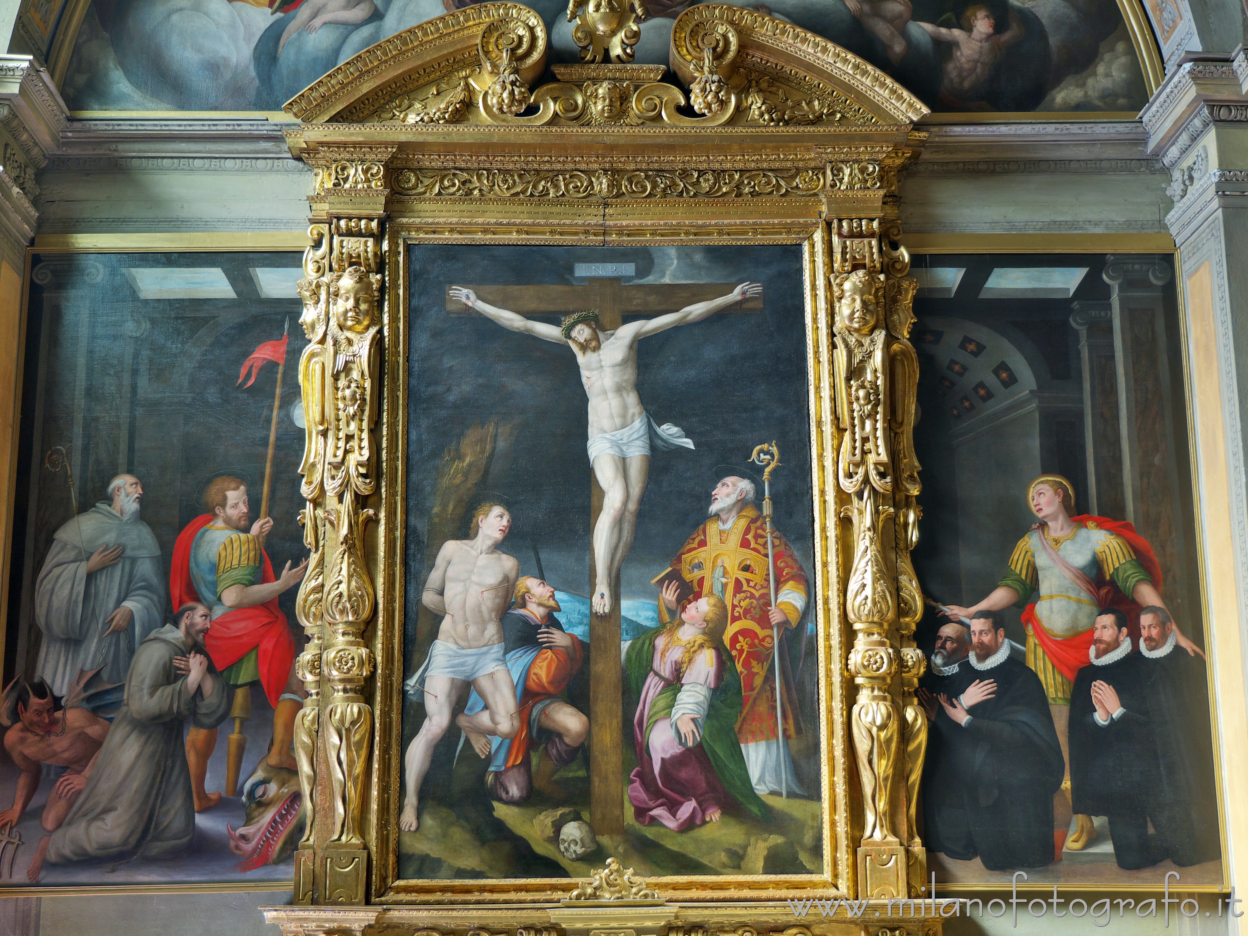 Romano di Lombardia (Bergamo): Crocifissione di Aurelio Gatti nella Basilica di San Defendente - Romano di Lombardia (Bergamo)