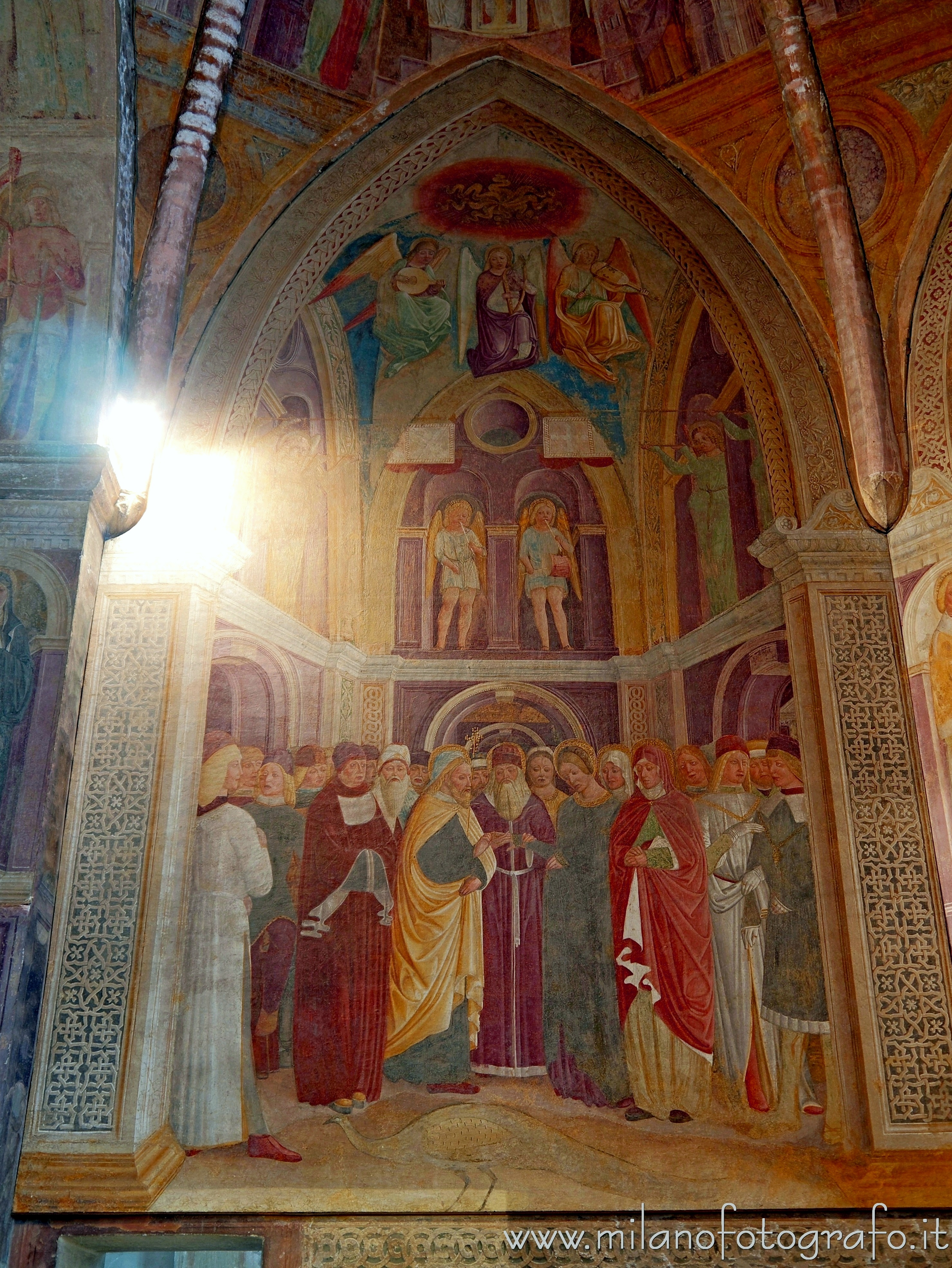 Milan (Italy): Left wall of the Chapel of the Virgin in the Church of San Pietro in Gessate - Milan (Italy)