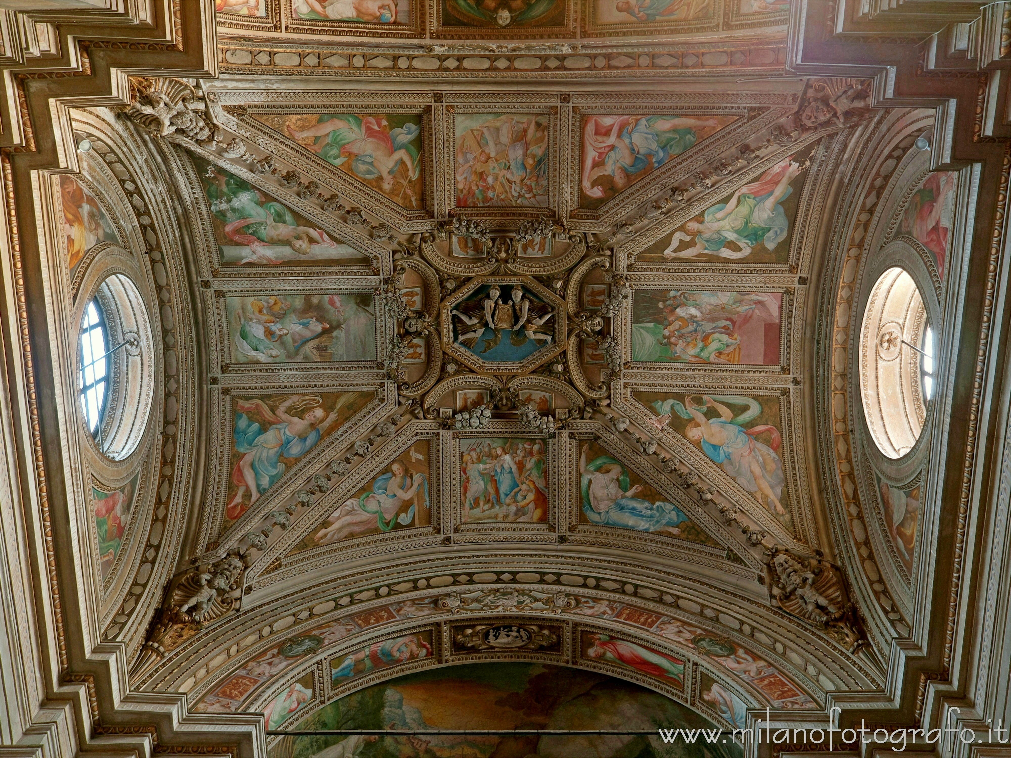 Milano: Soffitto della Cappella Taverna nella Chiesa di Santa Maria della Passione - Milano