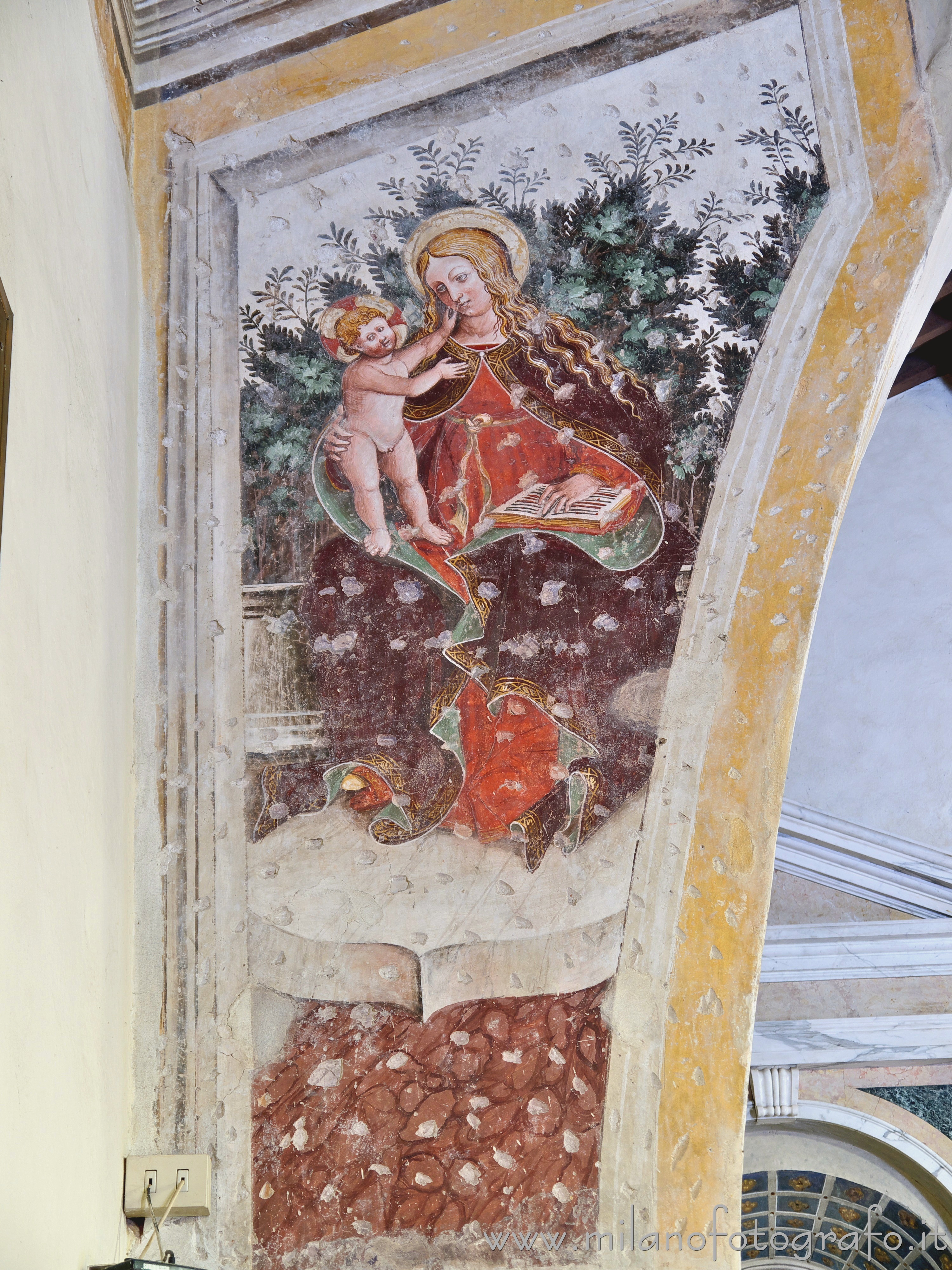 Trezzano sul Naviglio (Milan, Italy): Fresco of Virgin with Child in the Church of Sant'Ambrogio - Trezzano sul Naviglio (Milan, Italy)