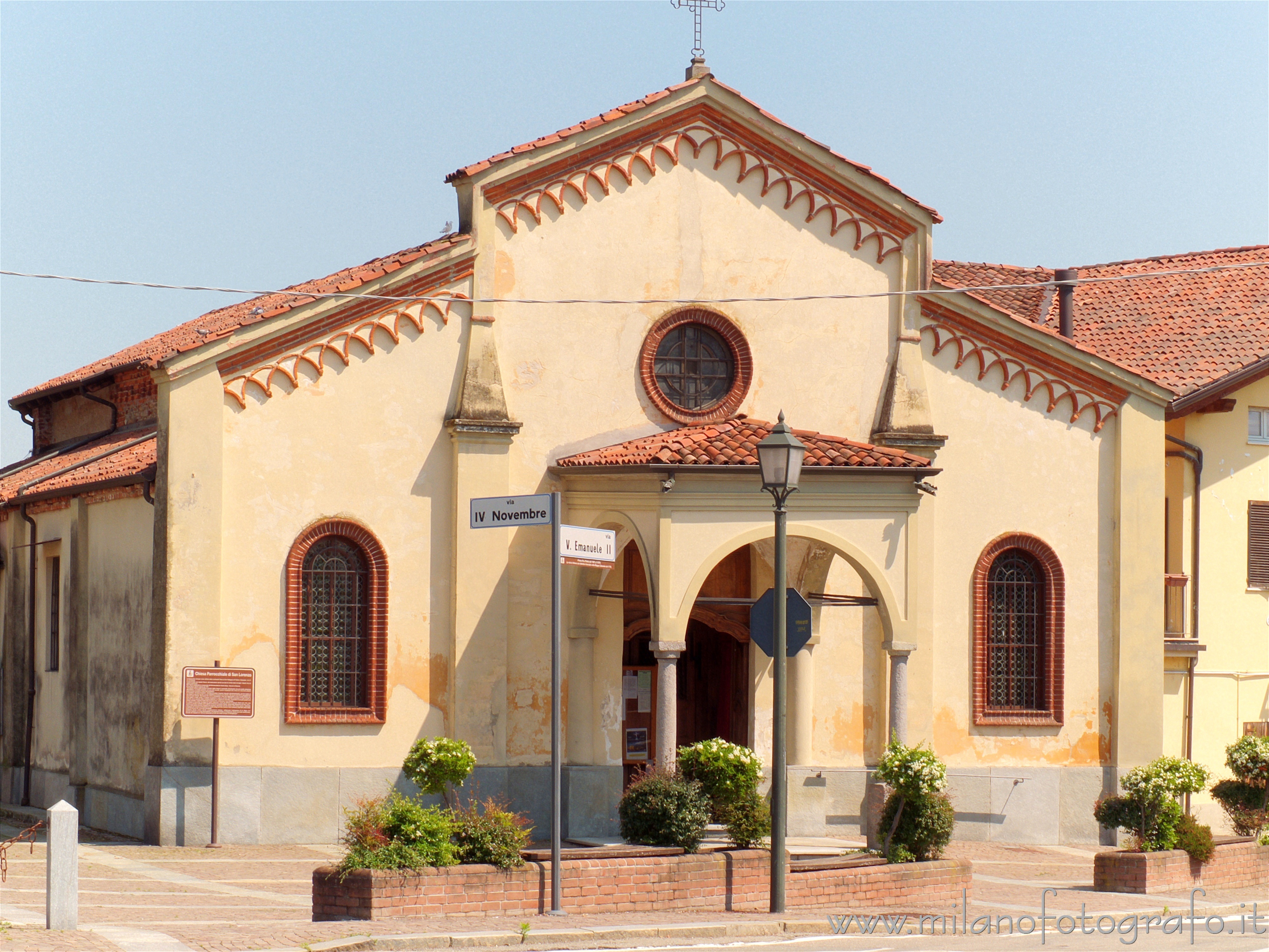 Verrone (Biella): Facciata dell'antica Chiesa di San Lorenzo - Verrone (Biella)