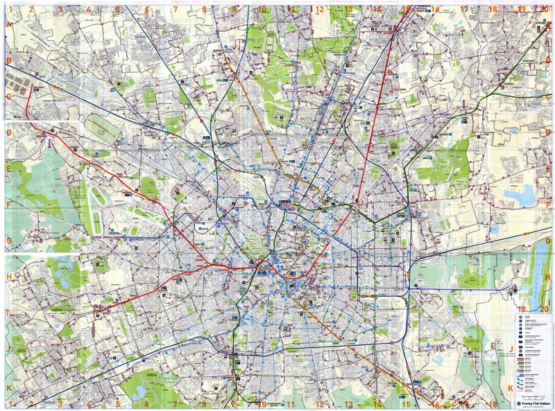 Map of Milan (Italy) with the complete public transport system