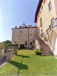 Places  of historical value  of artistic value in the Biella area: Castle of Castellengo