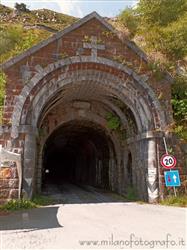 Sehensw  von historischem Wert  von landschaflichem Wert in der Biella Gegend: San Giovanni Battista - Oropa Strasse