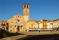 Plätze  von historischem Wert  von künstlerischem Wert in der Nähe (Italien): Lodi