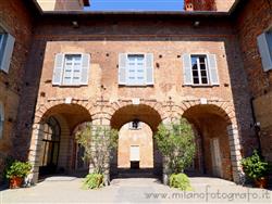 Places  of historical value  of artistic value around Milan (Italy): Fagnano Olona